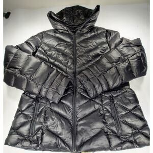 Lane Bryant Black Packable Puffer Jacket Size 14/16 Down Feathers